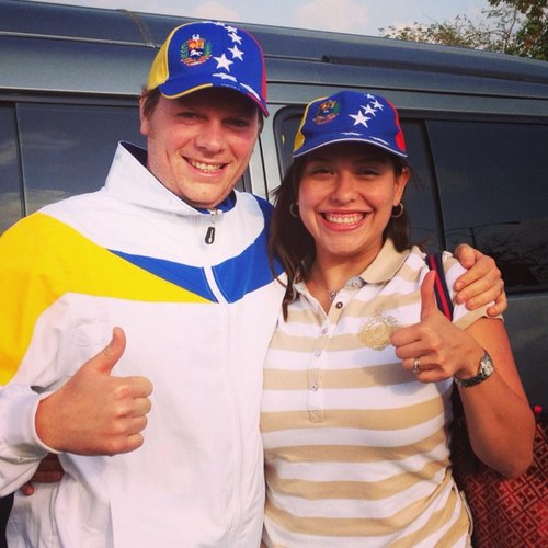 VeronicaArias's profile picture. 