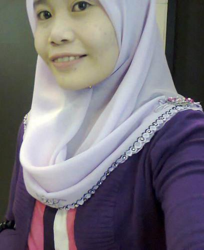 sEnyUm & sAbAr itu PAYAH...
tapi
kEsAnnyA AmAt mAnis