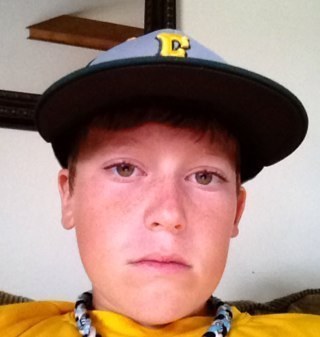 Christian, love family and friends, sporty, country⚾