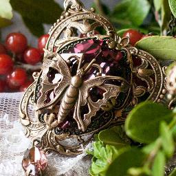 debbieturner66's profile picture. I love handcrafting jewelry with beautiful Swarovski crystals.