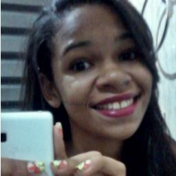 Jesus Cristo, mãe e pai, familia, amigos, shopping, chocolate, pizza, coca-cola.