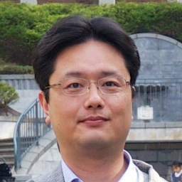 UNIX系プログラマー Macを愛用。 得意な言語はC。 C++は言語仕様が爆発しているので好きではありません。 最近、Objective-cをやってみたいと思ってます。