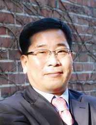 ykscan1's profile picture. 경북in뉴스(http://t.co/3EW2eIXN) 발행인. (자치와 분권이 실현되는 지역공동체 건설, 우리나라가 조금 더 자유롭고 정의로운 길로 가는데 함께 하고 싶습니다. 세상의 모든 것을 용서하고 사랑하는 그 날까지!)