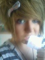 Kerenirhv's profile picture. Rob, Hunger Games, True Blood, fantasy and sci fi, comedy. http://t.co/j41O1WyGZg