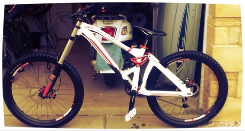 I love DH and ride a mondraker summum. I am racing sda this year