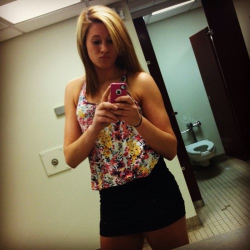 Allison_Smith31's profile picture. New Jersey. Student-Athlete. 20. #WBB IG: AllisonSmith31