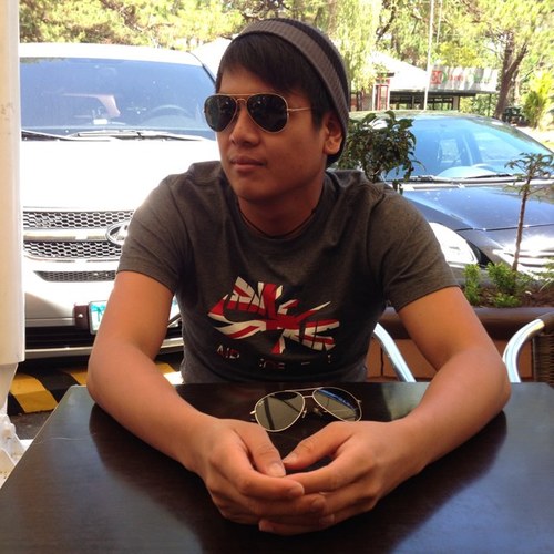 JsBlitz's profile picture. don't expect but always think positive