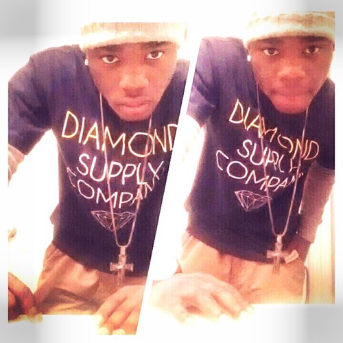 Yung_PrincE's profile picture. He shall cover you with His feathers And under His wings you shall take refuge; His truth shall be your shield and buckler. Psalm 90:8