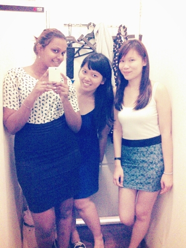 ElisaLovinna's profile picture. You've gotta dance like there's nobody watching
Love like you'll never be hurt
Sing like there's nobody listening
n live like it's heaven on earth 
WilliamP