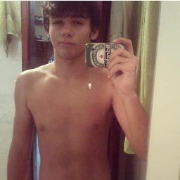 Aquele cara que te faz sorrir :3
