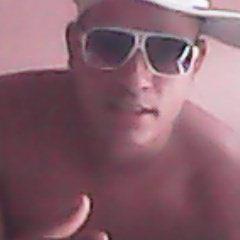 sou trabalado gosto dus estudos as vezi i a balada i muito mais