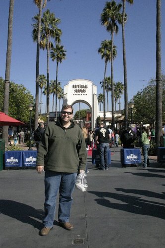 Music from the Movies takes you inside the minds of some of Hollywood's top film composers. Producer and Host Brad Sayles selects music from all eras of film mu