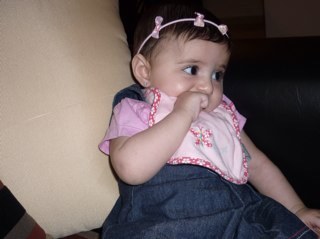 اكتفيِ بنفسِك ورضاءكَ عنْ ذاتك وكنْ انتَ .. كما انتَ تسعد .