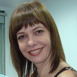 Odontopediatra-Ortodoncista. Profesora Universitaria.