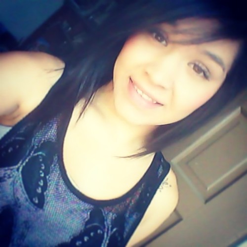 ivorym02's profile picture. Ivory |18| Shy |Love Meeting New People| Food,Music and Family ❤ | Niners Fan|