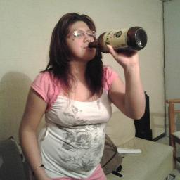 soy un desastre en el amor me cae