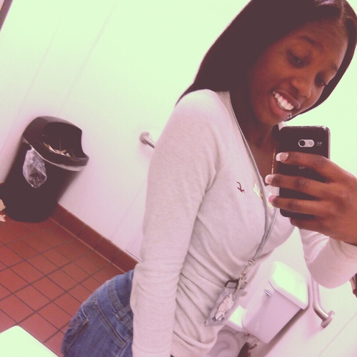 Single FWM Follow Me On Instagram @Screeam_Leexuus