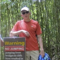 Coding geek, climber, outdoor enthusiast, geolibertarian, boardgamer, Twitter lurker