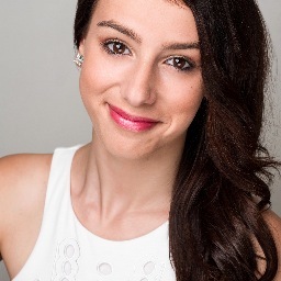 LauraJessReid's profile picture. 