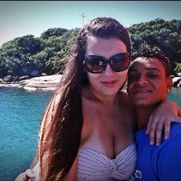 o ideal seria que todas as pessoas soubessem Amar, o tanto que sabem Fingir.”