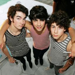 Jonas Brothers Long Island Fans! :)
#fangirlprobs
12/28/07~3/22/08~8/8/08~8/9/08~7/20/09~8/21/10~7/20/13 ! :)