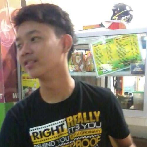 https://t.co/hJkfcISyKg

JOMBLO

#cukup