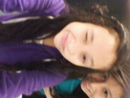 Hi my name is Marcela. Follow me :) I tweet about my life and stuff I do. Im also a big fan of one direction ;)