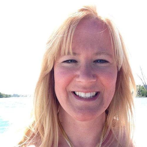 danamackell's profile picture. retired at age 51 - but still got my side hustle- Yaya to 4 beautiful grandkids - momma to 2 handsome sons and wife to my sweetie Petey! ❤️