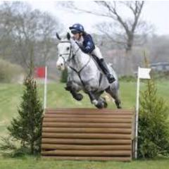 Just some insite on the issues of being a stable hand and working off board, things like that. #IFollowBack (: