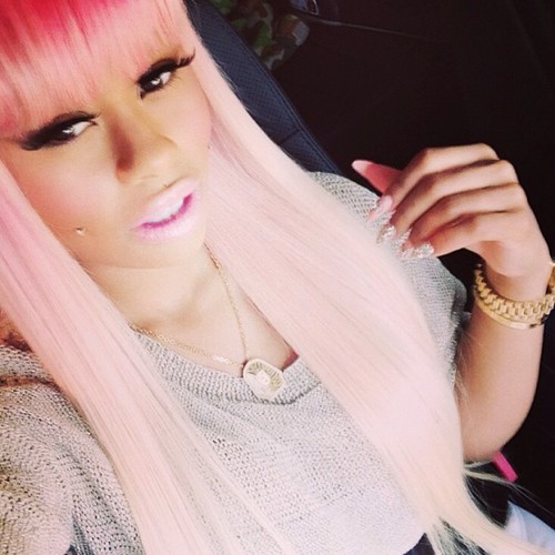 -whispers- I heard Vicki looking for a White Shyna|
