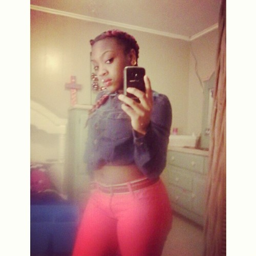 instagram: Carley_Red_ kik: CarleyMfRed Ask: http://t.co/vxDwvrjKZP #short 4'11 #RedHeadedFool #Sweet #Powerlifting #Sophmore #Single #Gemini #2016