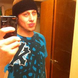 25 years old love gaming love cod, I need a team! im a chef at a casino. follow me on http://t.co/dqrBQJGFqX :) thank you! Xbox360 Gt: Tsar Esc