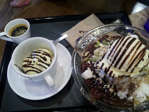 PhD_fund's profile picture. 변화의 바람이 불 때 어떤이는 탑을 쌓지만, 어떤 이는 풍차를 돌린다. 그럼?????