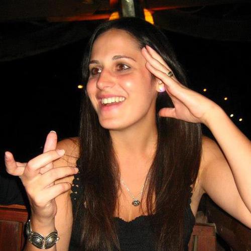 Trabaja como si no necesitaras dinero, ama como si nunca te hubiesen herido, y baila como si nadie te estuviera viendo-El secreto esta en seguir respirando...