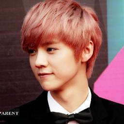 Happier in life is that we are confident that everyone's love  :)    ♥#bot luhan exo-m♥