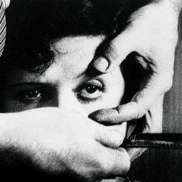Para todas las enfermedades, hay un diferente tipo de doctor... Para los amantes del buen cine existe DOCTOR CINEMA. Enjoy the Medicine!