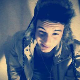 #Name:Abraham Ruiz A.K.A DirtyKid #Age:19 #Born:Ventura California (Iam #Mexicano Too Tambien Cabrones :$) 
http://t.co/qv6JAM0CRI