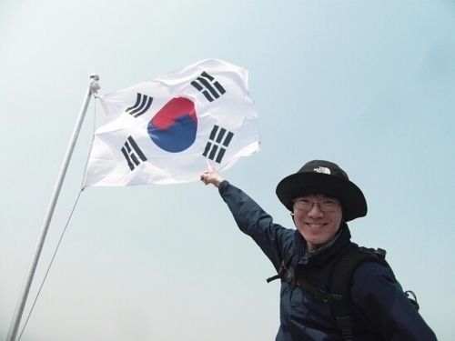 led2836's profile picture. 대한민국!