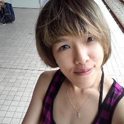 v_vien_n's profile picture. 