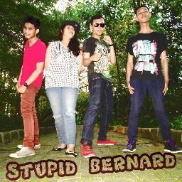 @danutardianto @sellicelli @aaphosthardcore @lionelferryeb and mamink
alternatif/pop punk/melodic band \m/