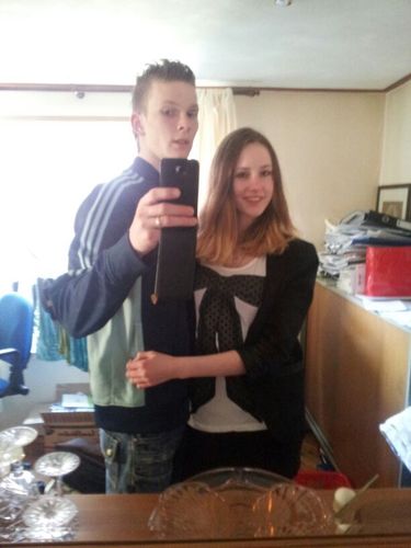 Schatje ik hou heel veel van jou 15-3-12 je bent me alles, wil jou nooit meer kwijt xx your girl