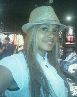 loranyi's profile picture. Jamas pense q ser feliz fuera tan facil, solo bastaba con proponermelo...