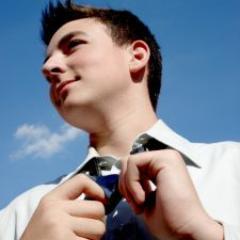 Estudante de Engenharia Civil e torcedor do Atlético Mineiro.