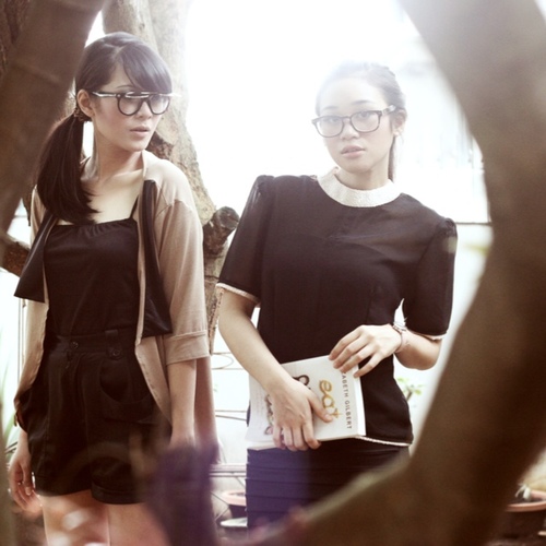 Where Early birds cathes the vogue. Purchase our clothing online.
e-mail : lepeepclothing@yahoo.com
SMS : 0877806332803
Pin : 237DDB88