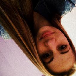 Livrai-me de tudo que atrasa a minha vida, que destrói o meu sorriso e me faz sofrer.       http://t.co/BTIotkZZ