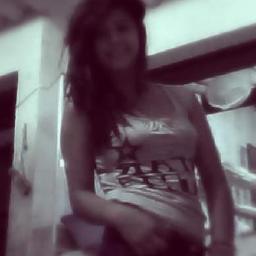 ReyesValer's profile picture. 