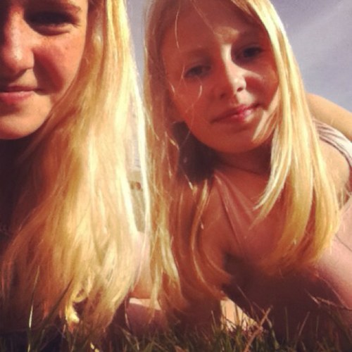 heeeei floortje, je bent mn nuba#1. ik hou heeeelveeel van jou. mn aller bestie vriendinnetje. xxmyrthe. Je bent mn beste dinnetje voor altijd xmarjolein