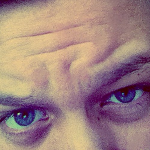 Follow me and i Follow you back :)