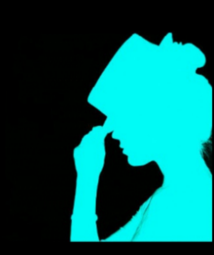 انا لست لاحد ولا احد لي فقط انا لنفسي ♡♪..