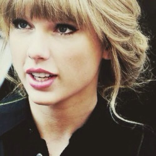 It was rare, I was there, I remember it all too well. {swifty•prepster}